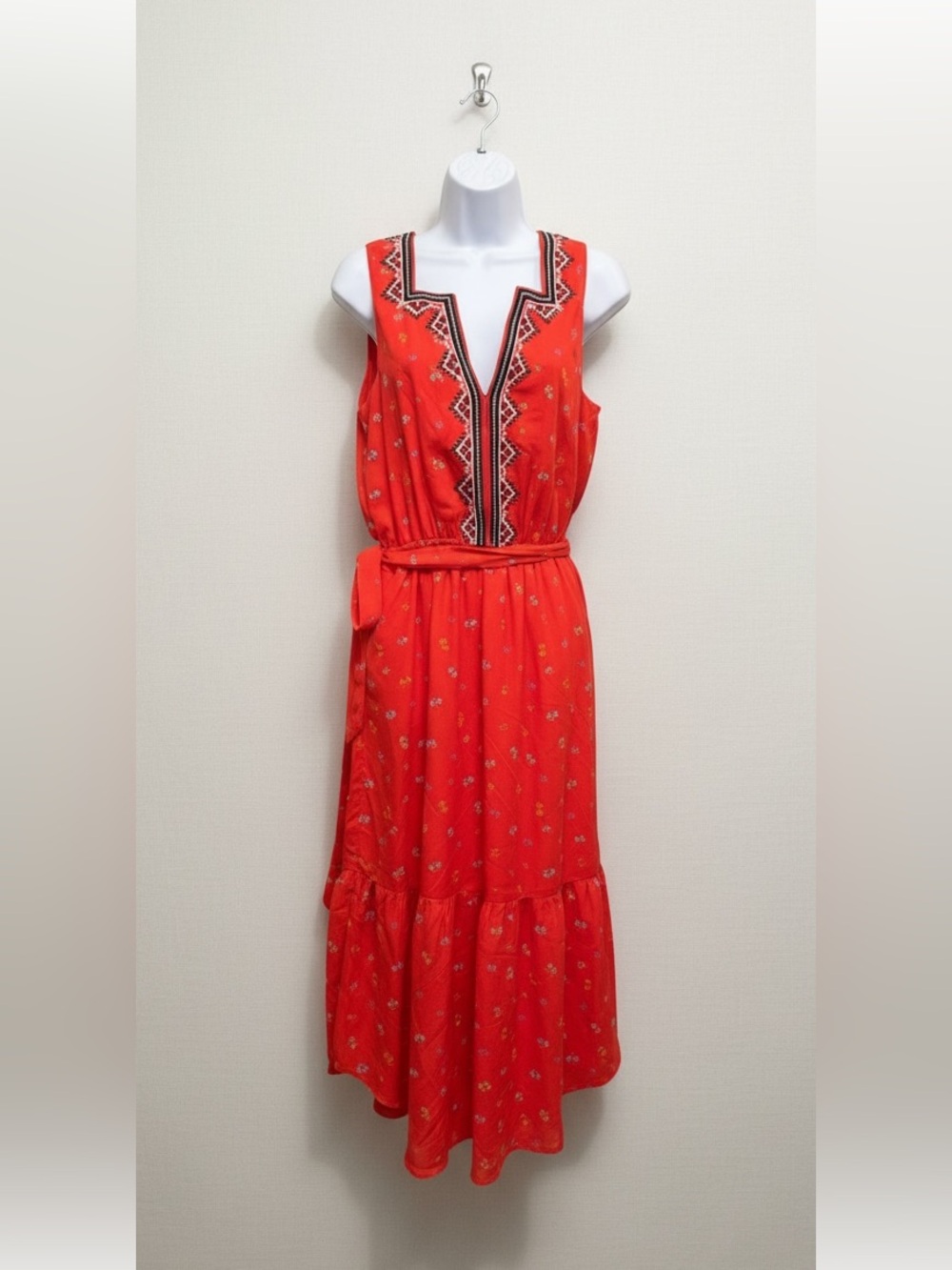 Gap Red Floral Embroidered V-Neck Tiered Midi Dress Size XS